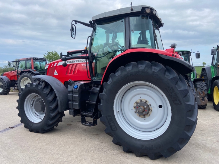 Massey Ferguson 7624 Efficient
