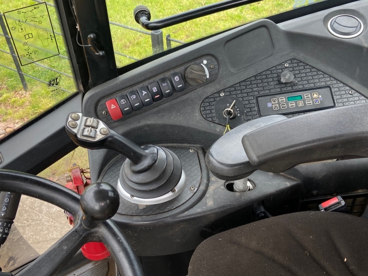 JCB 418S