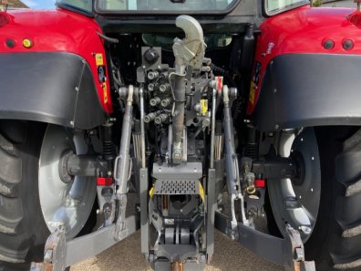 Massey Ferguson 5711S Efficient