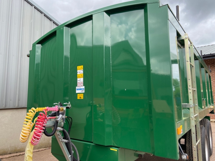 Bailey 12 Ton trailer