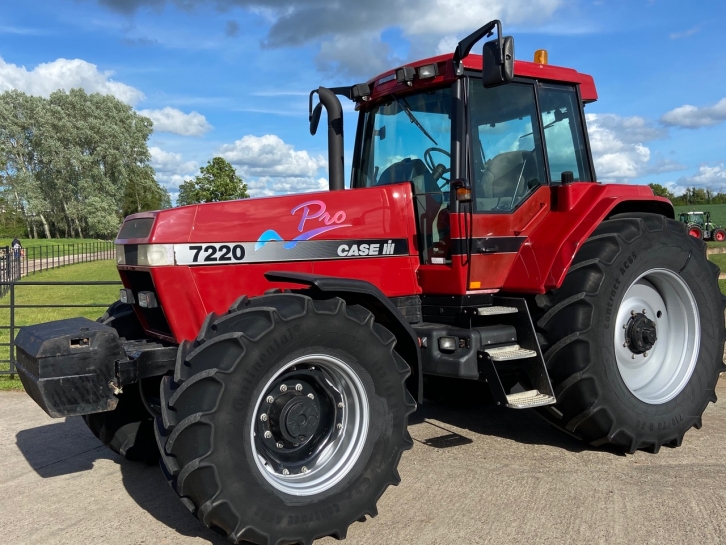 Case 7220 Pro