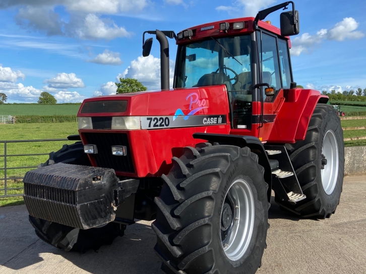 Case 7220 Pro