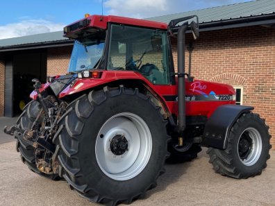 Case 7220 Pro