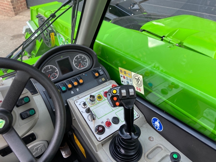 Merlo P32.6 Plus