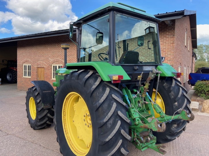 John Deere 3640