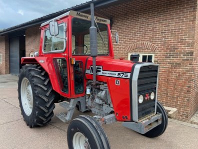 Massey Ferguson 575