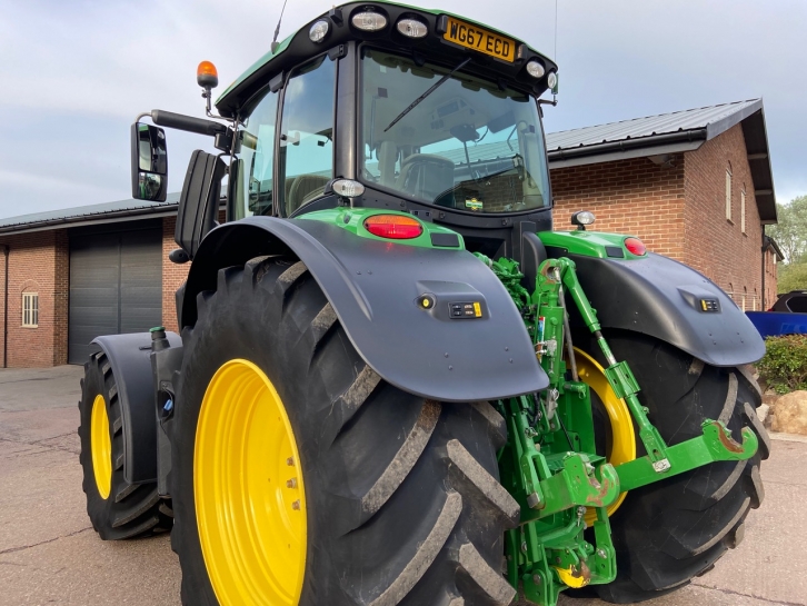 John Deere 6250R