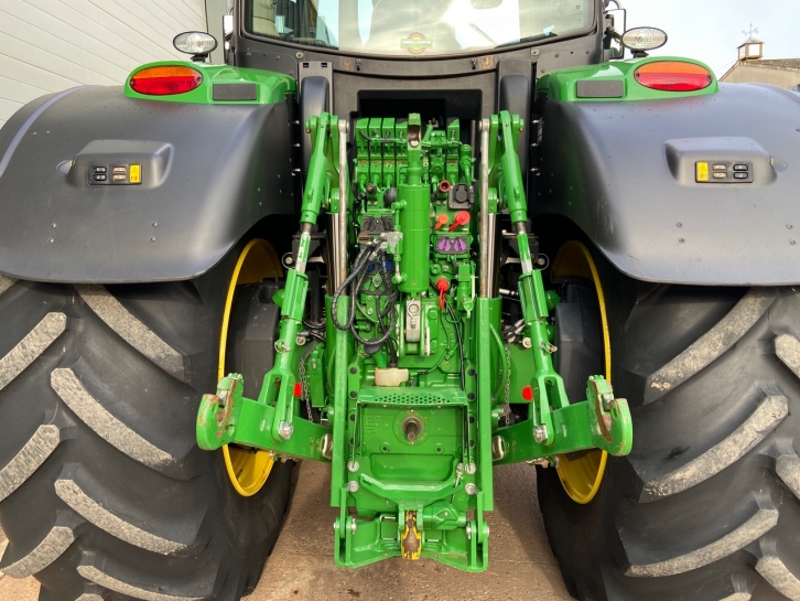 John Deere 6250R