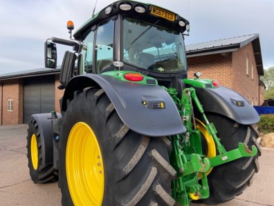 John Deere 6250R