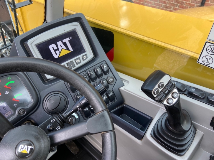 CAT TH357D