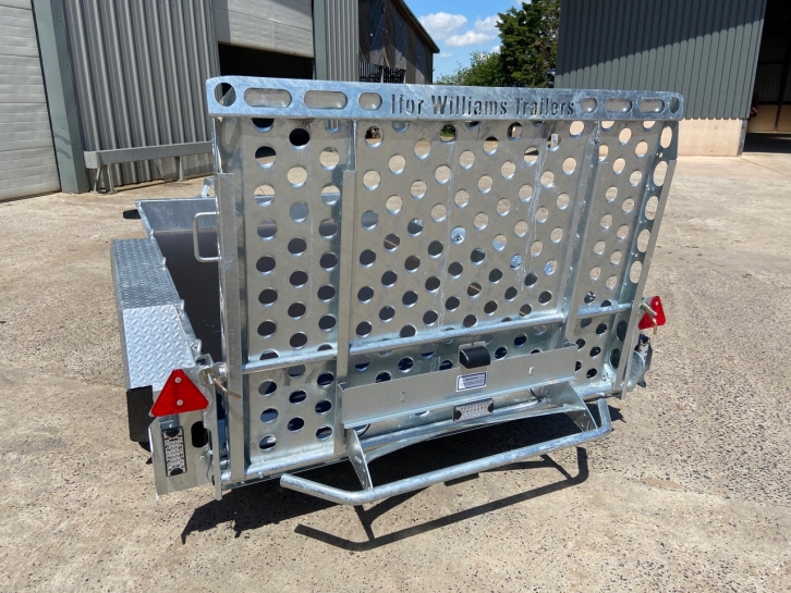Ifor Williams 1054 plant trailer