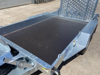 Ifor Williams 1054 plant trailer