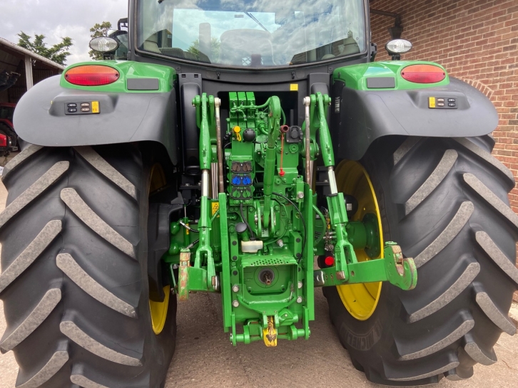 John Deere 6155R