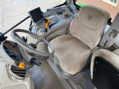 John Deere 6155R
