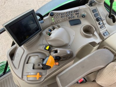 John Deere 6155R
