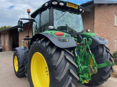 John Deere 6155R