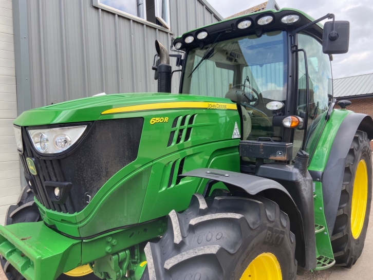 John Deere 6150R