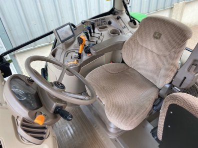 John Deere 6150R