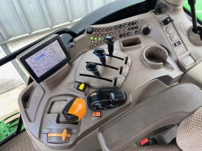 John Deere 6150R