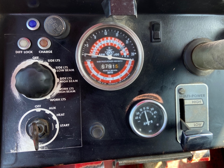 Massey Ferguson 1200
