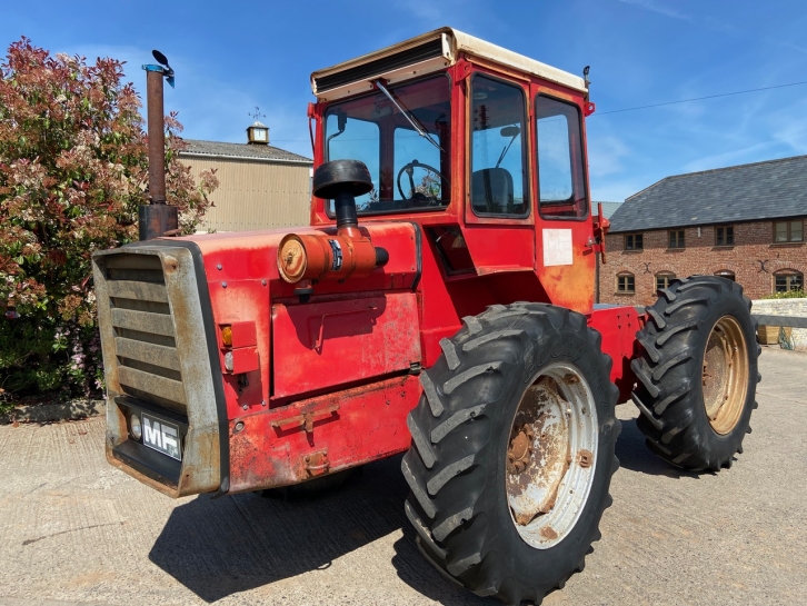 Massey Ferguson 1200