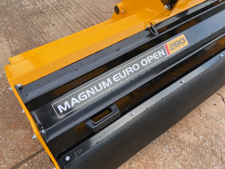 McConnel Magnum Euro Open 280 flail topper