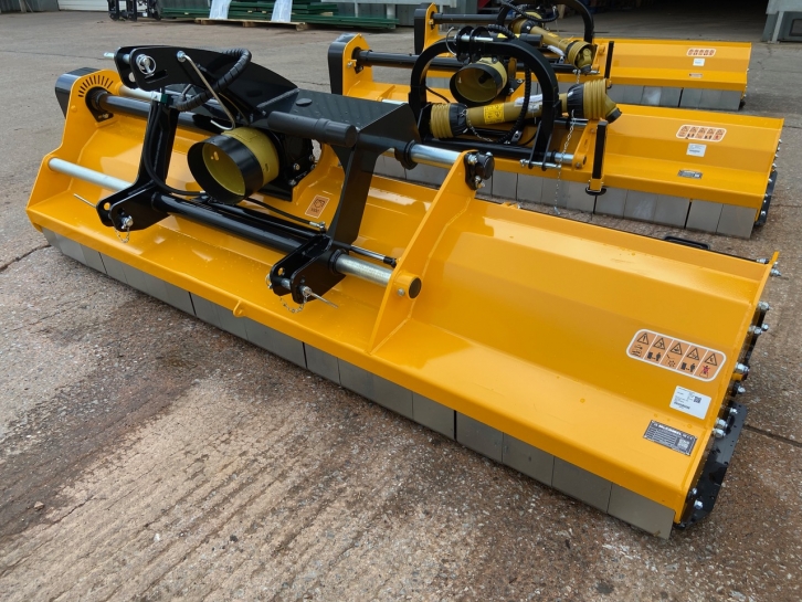 McConnel Magnum Euro Open 280 flail topper