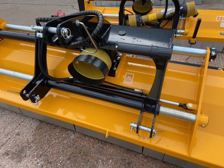 McConnel Magnum Euro Open 280 flail topper