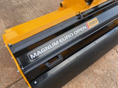 McConnel Magnum Euro Open 280 flail topper