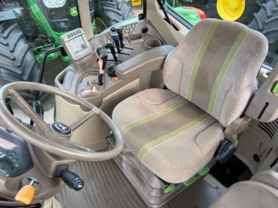 John Deere 6330