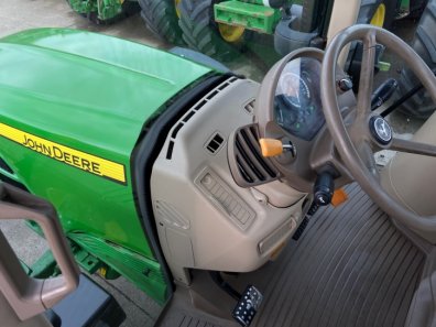 John Deere 6330