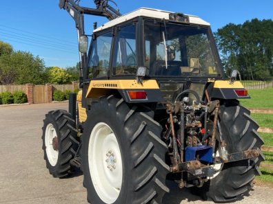 Leyland 704