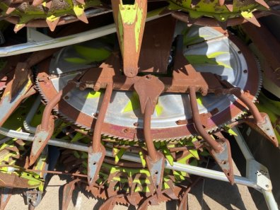 Claas Orbis 900 12 row maize header