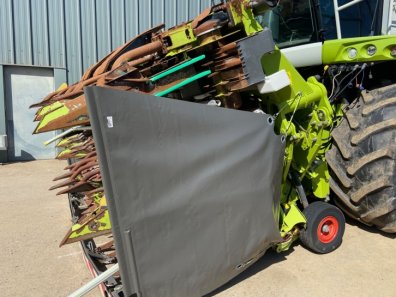 Claas Orbis 900 12 row maize header