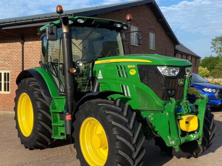 John Deere 6130R