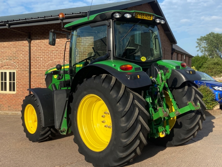 John Deere 6130R