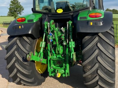 John Deere 6130R