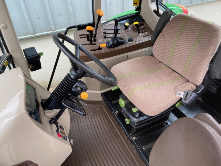 John Deere 6320SE