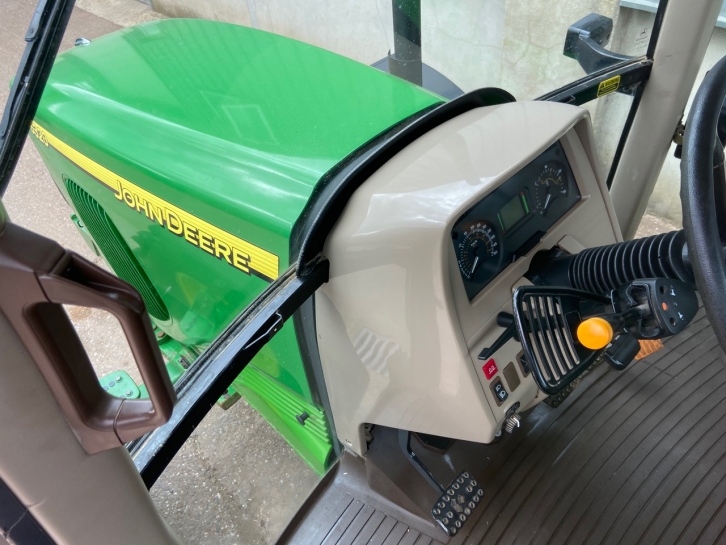 John Deere 6320SE