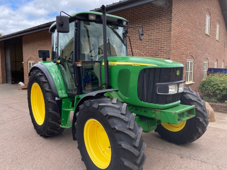 John Deere 6320SE