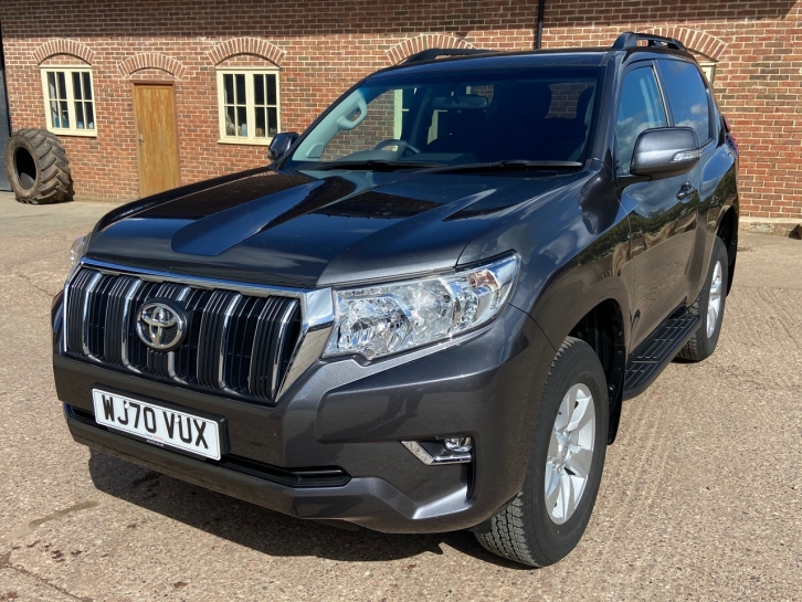Toyota Landcruiser Commercial Active 2.8 diesel