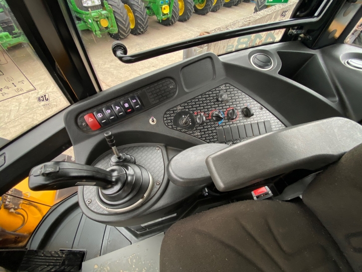 JCB 418S