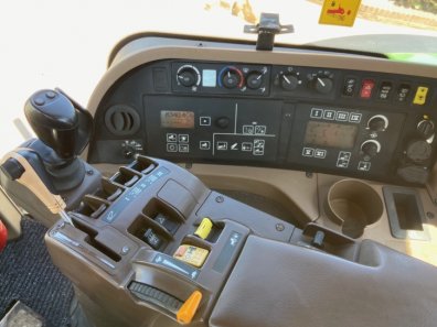 John Deere 7920