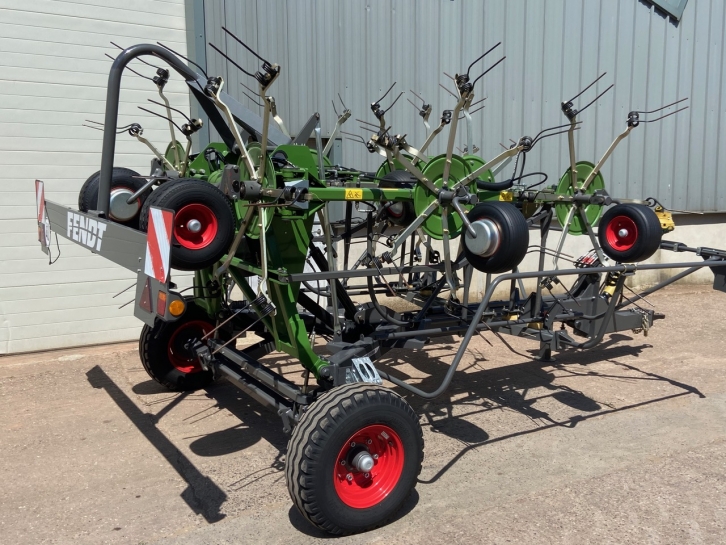 Fendt Twister 11008T trailed tedder