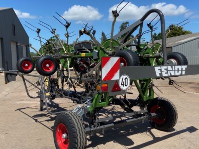 Fendt Twister 11008T trailed tedder