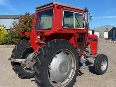 Massey Ferguson 590