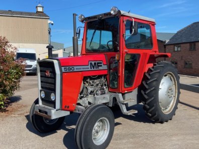 Massey Ferguson 590