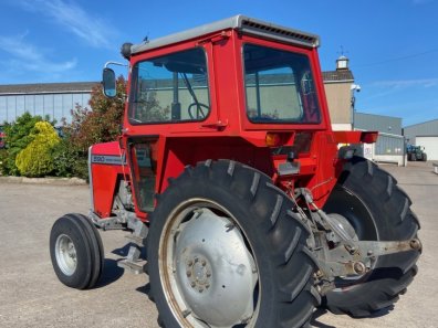 Massey Ferguson 590