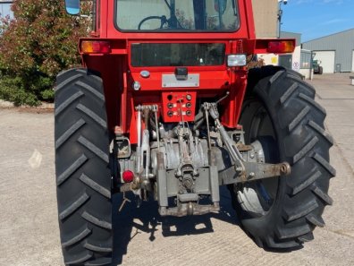 Massey Ferguson 590