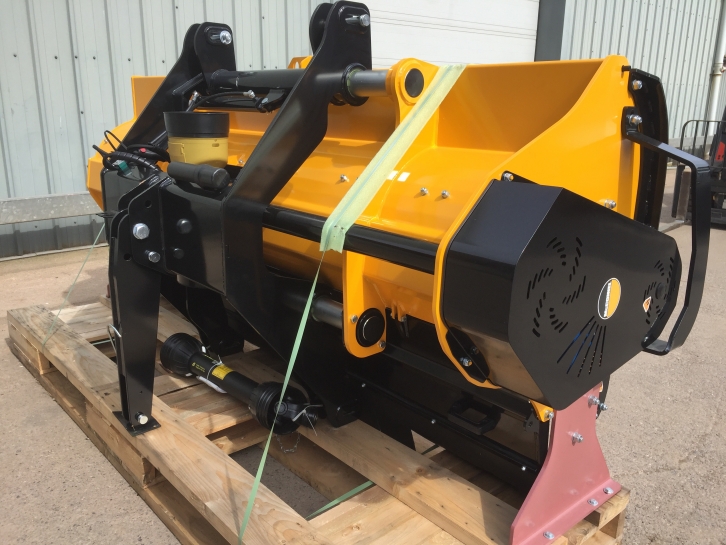 McConnel Magnum profi 300 flail topper